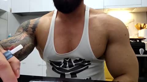 Adonis online show from October 23, 2025, 11:46 pm