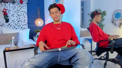 Snapshot of adonis_wb chatting on December 16, 2025, 4:06 am adonis_wb online show from December 16, 2025, 4:06 am