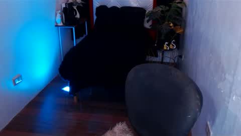 Snapshot of adorable_andrea chatting on December 7, 2024, 11:12 pm adorable_andrea online show from December 7, 2024, 11:12 pm