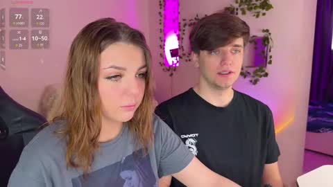 Snapshot of adrean_sofi chatting on January 14, 2026, 9:37 am adrean_sofi online show from January 14, 2026, 9:37 am