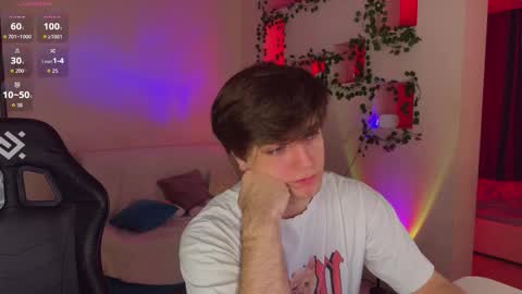 Snapshot of adrean_sofi chatting on March 1, 2026, 5:20 am adrean_sofi online show from March 1, 2026, 5:20 am