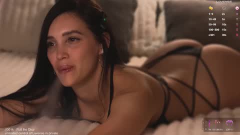 Victoria online show from November 3, 2025, 7:26 pm