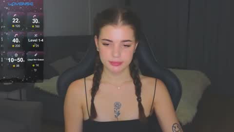 Adriana online show from November 9, 2025, 2:54 am