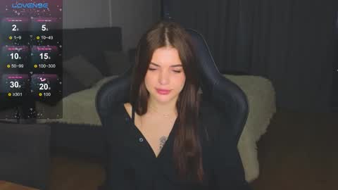 Adriana online show from November 21, 2025, 2:10 am