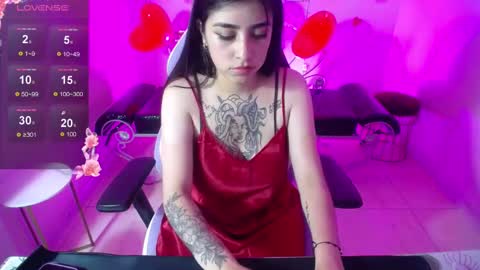 Adri  online show from February 18, 2025, 6:26 am