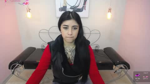 Snapshot of adri_gomez_1 chatting on April 26, 2026, 12:36 pm Adri online show from April 26, 2026, 12:36 pm