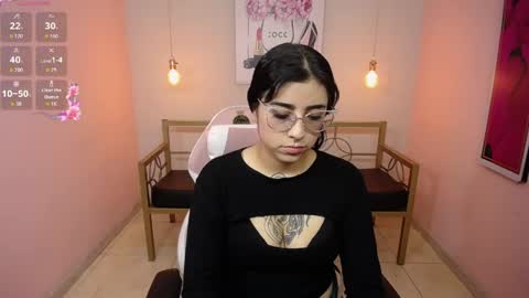 Snapshot of adri_gomez_1 chatting on May 23, 2026, 12:53 pm Adri online show from May 23, 2026, 12:53 pm