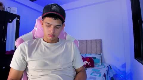 ADRIAN online show from March 17, 2026, 6:55 pm