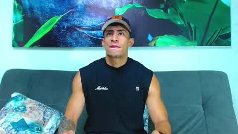 Snapshot of adrian_rae chatting on March 1, 2025, 11:50 am online show from March 1, 2025, 11:50 am