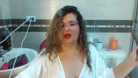 ADRIANA online show from April 9, 2026, 8:36 pm