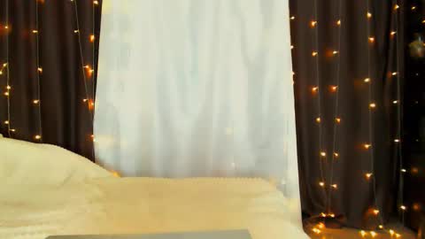 Adriana Sweet 24 online show from November 21, 2025, 8:02 am