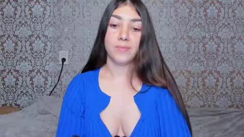 Snapshot of adrianakuiper chatting on February 2, 2026, 8:40 pm Adriana online show from February 2, 2026, 8:40 pm