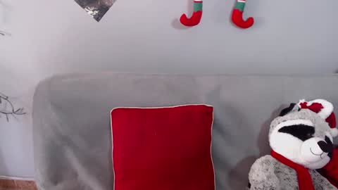 Adriana Paredes  online show from December 15, 2024, 2:59 pm