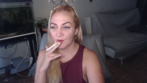 Adriana Paredes  online show from January 29, 2025, 11:41 am