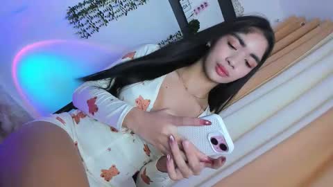 Adriana online show from November 14, 2025, 10:14 am