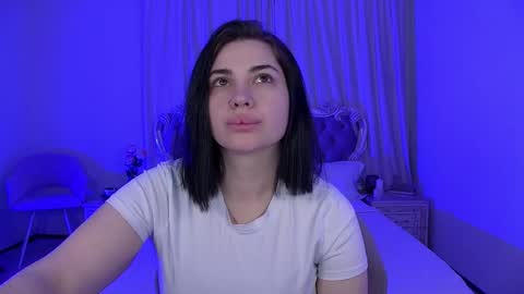 AdrianaTores online show from February 6, 2026, 5:45 am