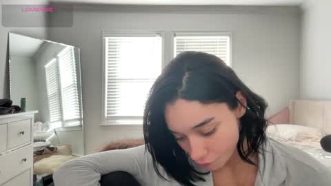 Snapshot of adriannarodriguez chatting on November 4, 2025, 6:51 pm Adrianna online show from November 4, 2025, 6:51 pm