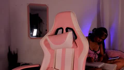 Snapshot of adriannyp chatting on November 9, 2025, 2:10 am adrianny online show from November 9, 2025, 2:10 am