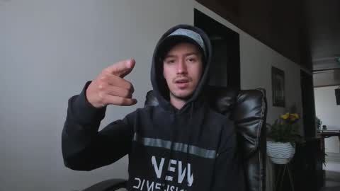 Snapshot of adrianwilliams_ chatting on January 12, 2026, 5:07 pm Adrian Williams online show from January 12, 2026, 5:07 pm