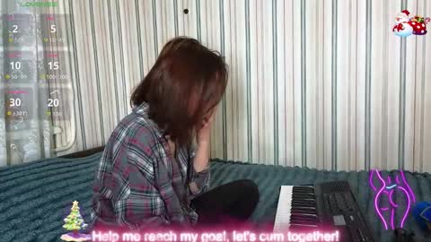 Adriana online show from February 4, 2026, 6:58 pm