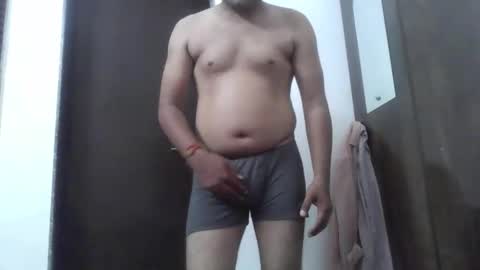 Snapshot of adudeandsexy chatting on May 8, 2026, 4:01 pm adudeandsexy online show from May 8, 2026, 4:01 pm