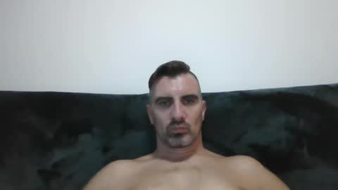 Snapshot of adyyyyyyyyyy35 chatting on November 3, 2025, 12:28 pm Adrian online show from November 3, 2025, 12:28 pm