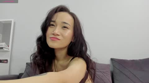 Snapshot of ae_nie chatting on December 22, 2024, 4:28 am Aenie online show from December 22, 2024, 4:28 am