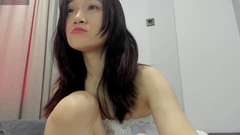 Snapshot of ae_nie chatting on January 5, 2025, 10:43 am Aenie online show from January 5, 2025, 10:43 am