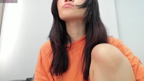 Snapshot of ae_nie chatting on February 4, 2025, 8:56 am Aenie online show from February 4, 2025, 8:56 am