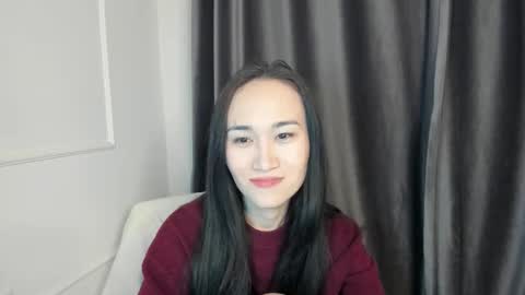 Snapshot of ae_nie chatting on October 15, 2025, 12:27 pm Aenie online show from October 15, 2025, 12:27 pm