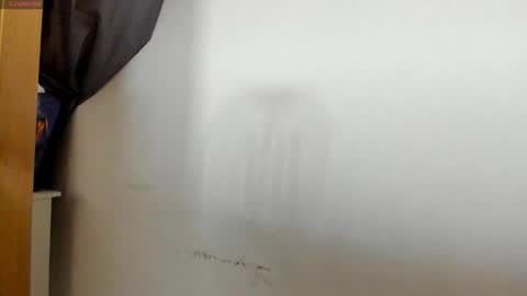 Snapshot of aeiris_xo chatting on December 17, 2025, 9:48 am aeiris_xo online show from December 17, 2025, 9:48 am