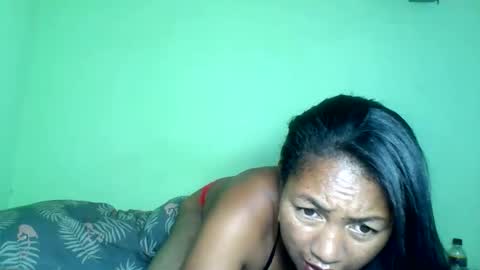 aelyaa online show from April 12, 2026, 7:57 am