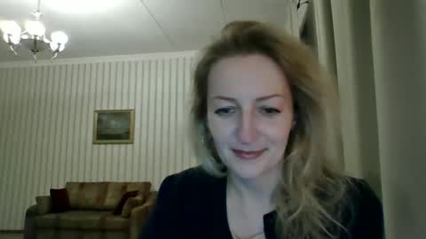 Snapshot of aeroliss chatting on April 10, 2026, 5:39 pm aeroliss online show from April 10, 2026, 5:39 pm