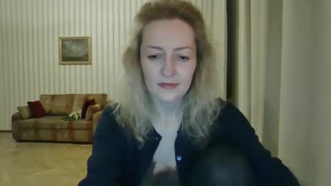 Snapshot of aeroliss chatting on April 24, 2026, 6:54 pm aeroliss online show from April 24, 2026, 6:54 pm