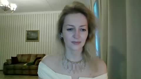 Snapshot of aeroliss chatting on May 2, 2026, 5:29 pm aeroliss online show from May 2, 2026, 5:29 pm