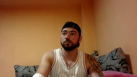 Snapshot of aerthurethan chatting on November 5, 2025, 2:44 am aerthurethan online show from November 5, 2025, 2:44 am