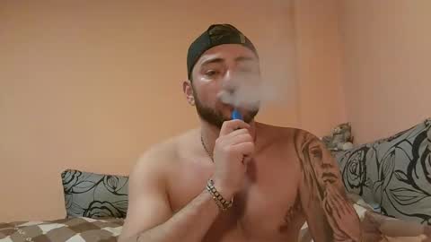 aerthurethan online show from December 17, 2025, 6:36 pm