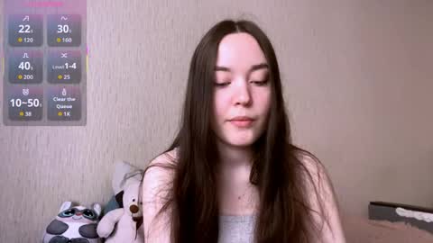 Snapshot of aetherlynn chatting on May 14, 2026, 3:13 am Arielle online show from May 14, 2026, 3:13 am
