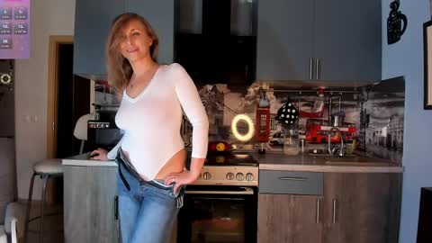 OneAfa online show from April 11, 2026, 10:19 am