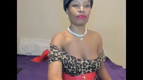 Snapshot of aficangagqueen chatting on April 23, 2026, 12:29 pm AfricanSquirtQueen online show from April 23, 2026, 12:29 pm