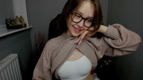 Snapshot of afinacutie chatting on December 28, 2024, 7:22 am Afina online show from December 28, 2024, 7:22 am