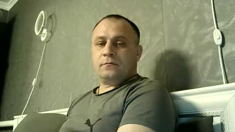 Sasha online show from January 7, 2026, 6:43 pm