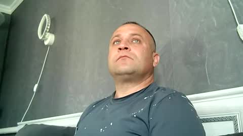 Sasha online show from May 14, 2026, 5:47 am
