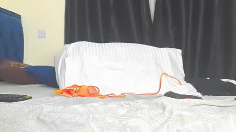 Snapshot of african_barbie25 chatting on March 9, 2026, 6:12 pm african_barbie25 online show from March 9, 2026, 6:12 pm