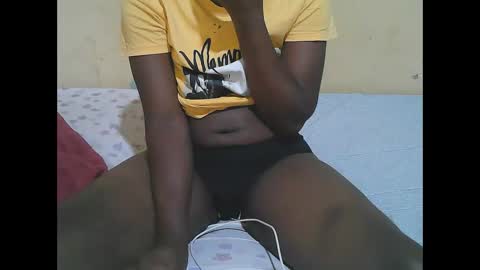 Snapshot of african_pussy2 chatting on November 26, 2025, 7:42 am african_pussy2 online show from November 26, 2025, 7:42 am