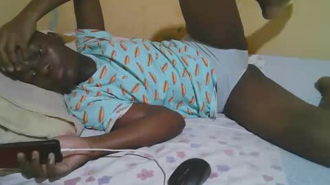 Snapshot of african_pussy2 chatting on December 15, 2025, 3:05 pm african_pussy2 online show from December 15, 2025, 3:05 pm