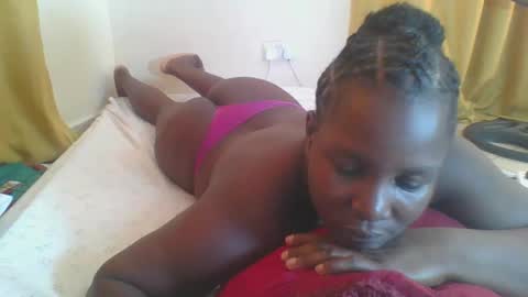 ELIZABETH online show from November 18, 2025, 12:53 pm