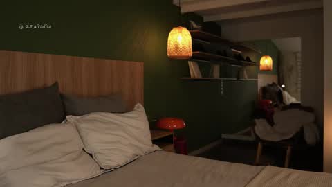 Snapshot of afrodita__25 chatting on November 16, 2025, 1:55 am Emma online show from November 16, 2025, 1:55 am