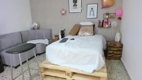 Snapshot of afrodita_martinez chatting on February 22, 2025, 7:01 am Afrodita online show from February 22, 2025, 7:01 am