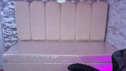 afrodita_wild_v online show from December 20, 2025, 8:16 pm